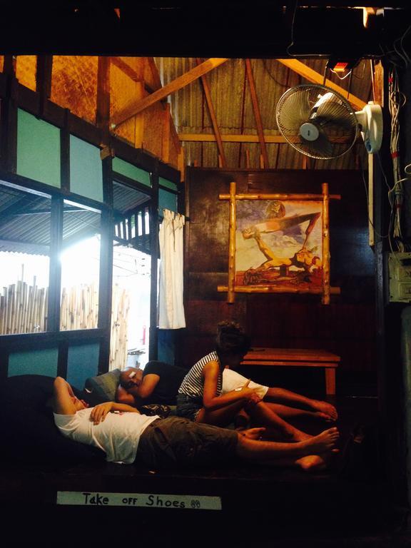 Bamboozle Hostel หาดริ้น ภายนอก รูปภาพ