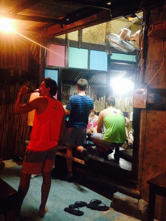 Bamboozle Hostel หาดริ้น ภายนอก รูปภาพ