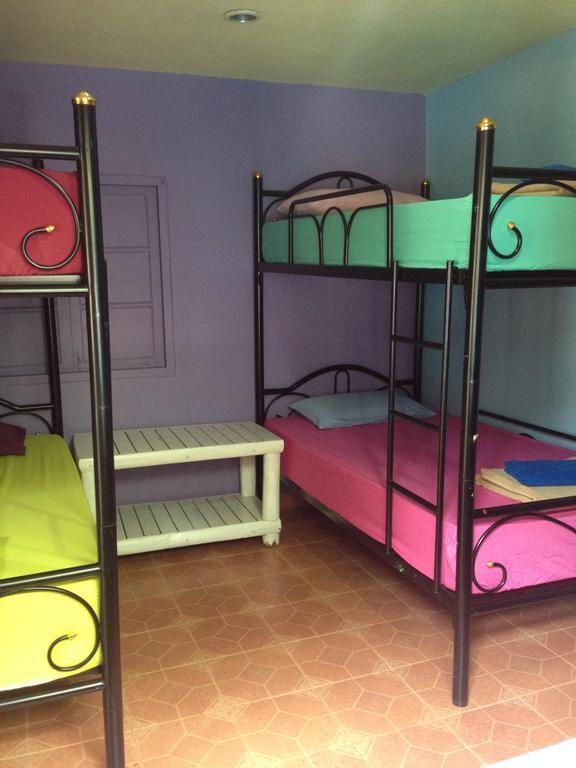 Bamboozle Hostel หาดริ้น ภายนอก รูปภาพ
