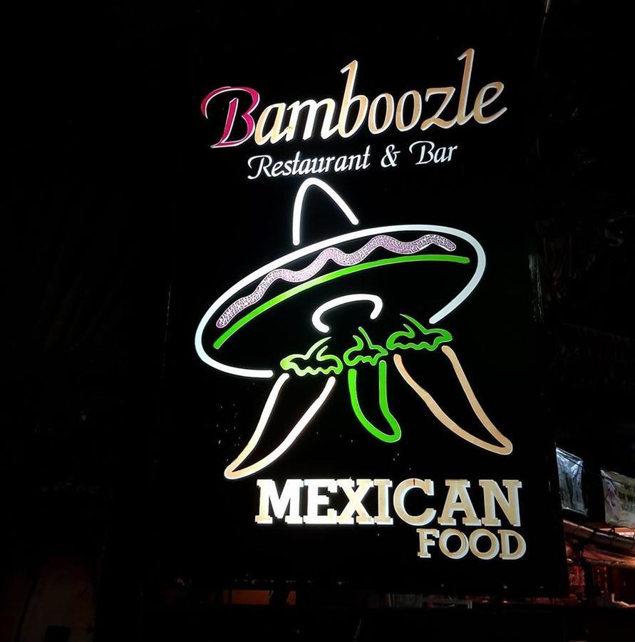 Bamboozle Hostel หาดริ้น ภายนอก รูปภาพ