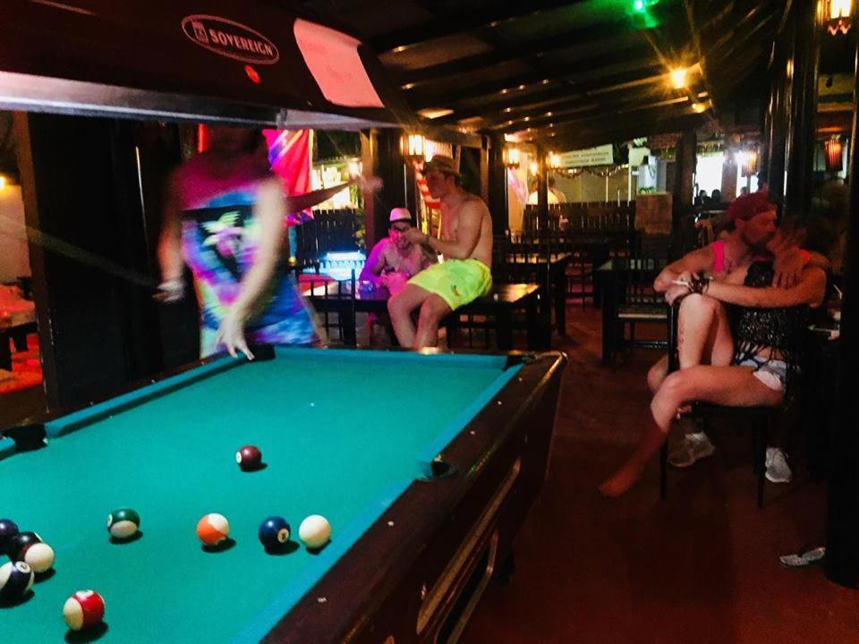 Bamboozle Hostel หาดริ้น ภายนอก รูปภาพ